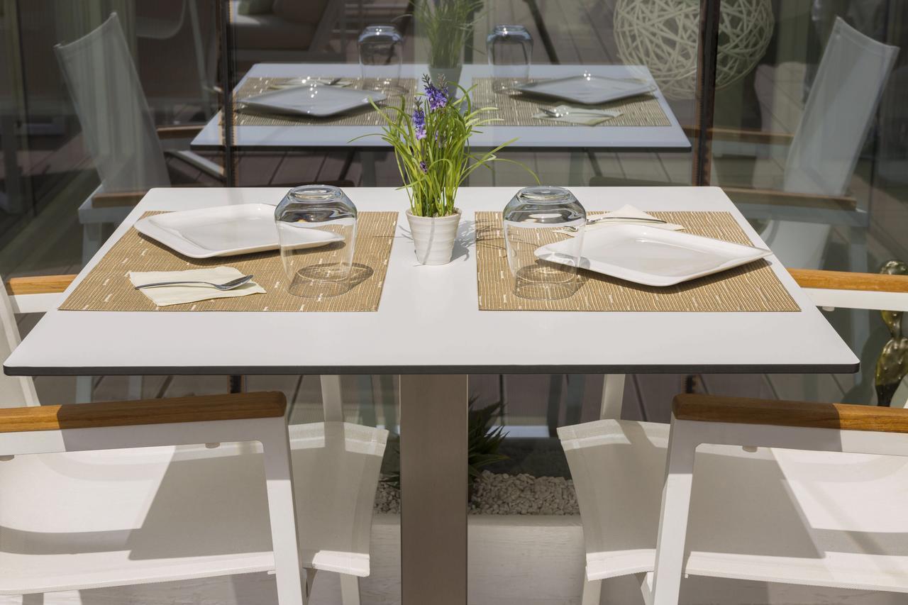 مبيت وإفطار Townhouse تروبيا المظهر الخارجي الصورة