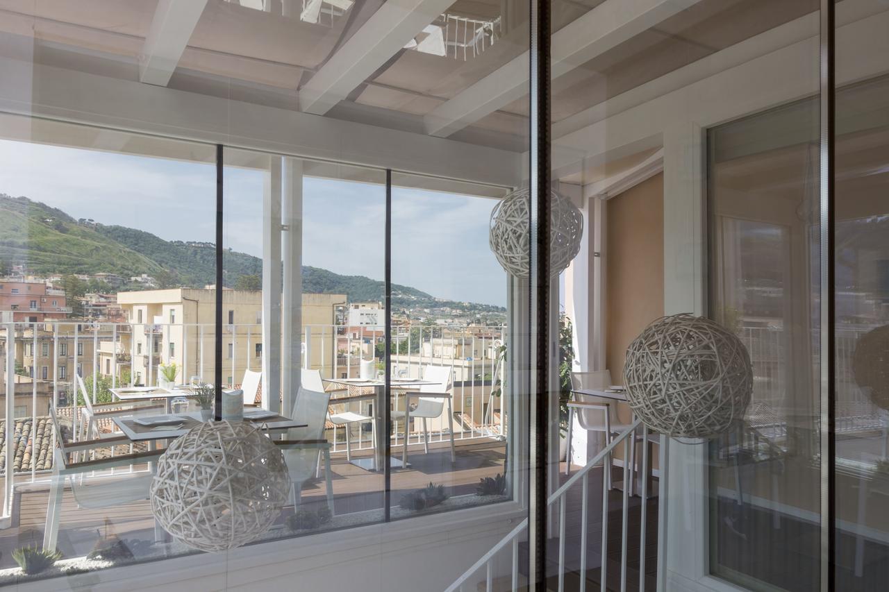 مبيت وإفطار Townhouse تروبيا المظهر الخارجي الصورة