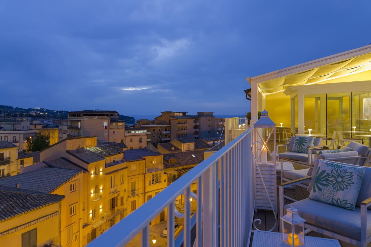 مبيت وإفطار Townhouse تروبيا المظهر الخارجي الصورة